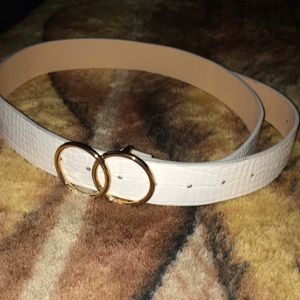 Fashion nova belt